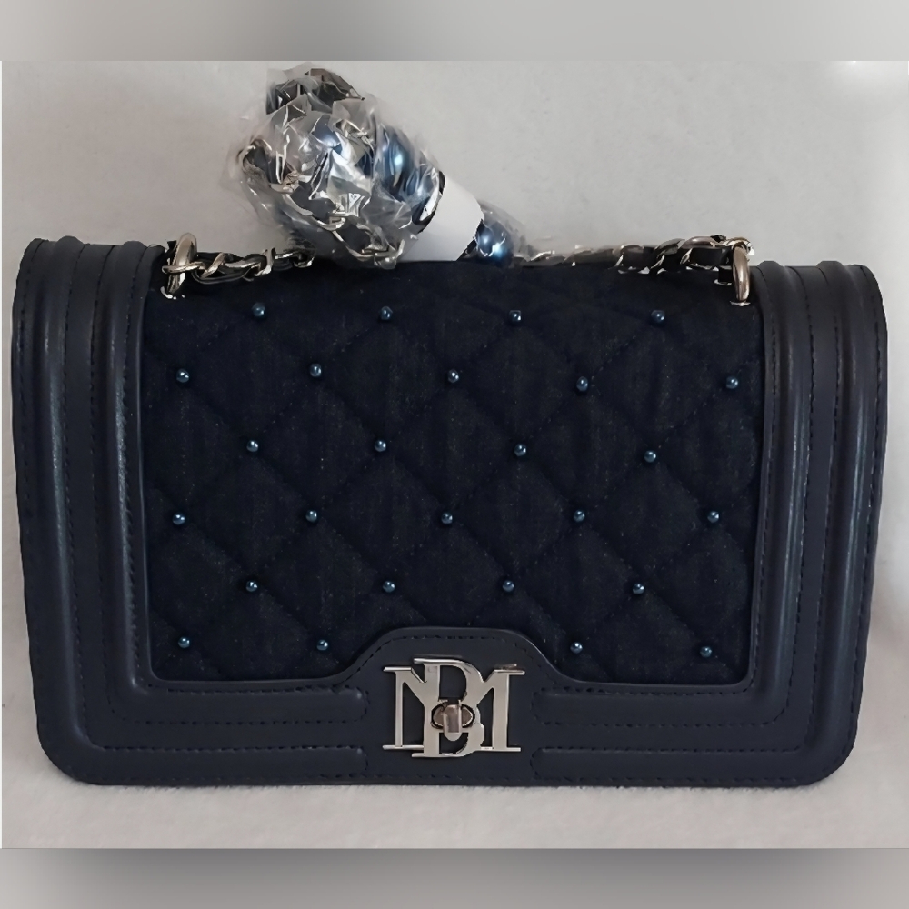 Badgley Mischka Jean Denim Diamond Quilted Crossbody W/Matching Pearls